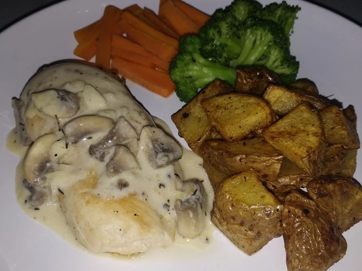 Langkah Gampang Menyiapkan Resep Chicken Steak + Mushroom Sauce yang Bisa Manjain Lidah Anti Ribet, Uenak Banget