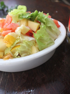 Una foto de Ensalada de manzana con vinagre de arroz