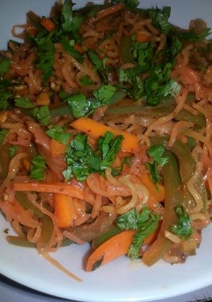 A picture of Deep Fried Vegetable noodles (Indomie).