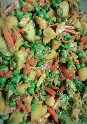 A picture of Mix sabzi.