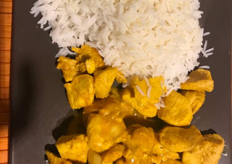 Pollo speziato e riso basmati