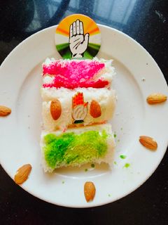 तिरंगा स्वीट(tiranga sweet recipe in hindi) रेसिपी मुख्य फोटो