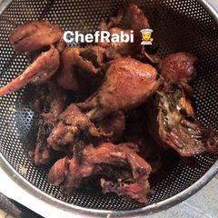 A picture of Fried chicken.