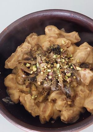 Una foto de Ñoquis Integrales de Zapallo con Salsa de Garbanzos y Champiñones al Pesto