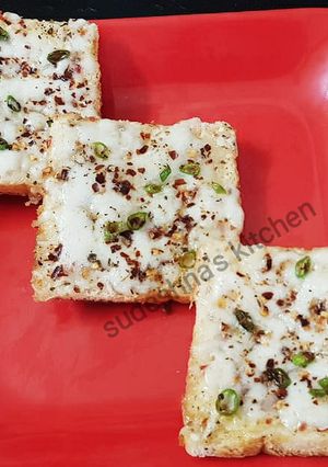 A picture of Chilli Garlic Bread.