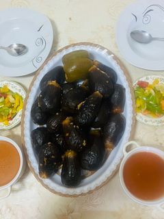 صورة لوصفة محشي الباذنجان مع رب البندورة