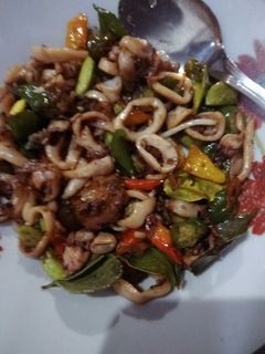 Foto resep Oseng cumi pete cabe hijau