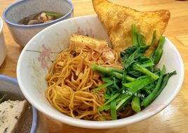 Mì hoành thánh chay 🌱