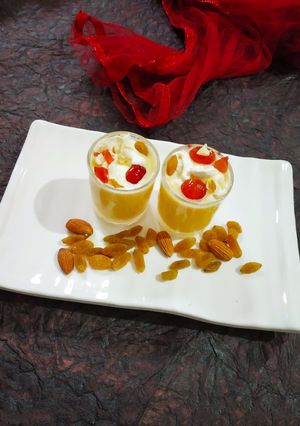 मैंगो मूस (Mango mousse recipe in Hindi) रेसिपी मुख्य फोटो