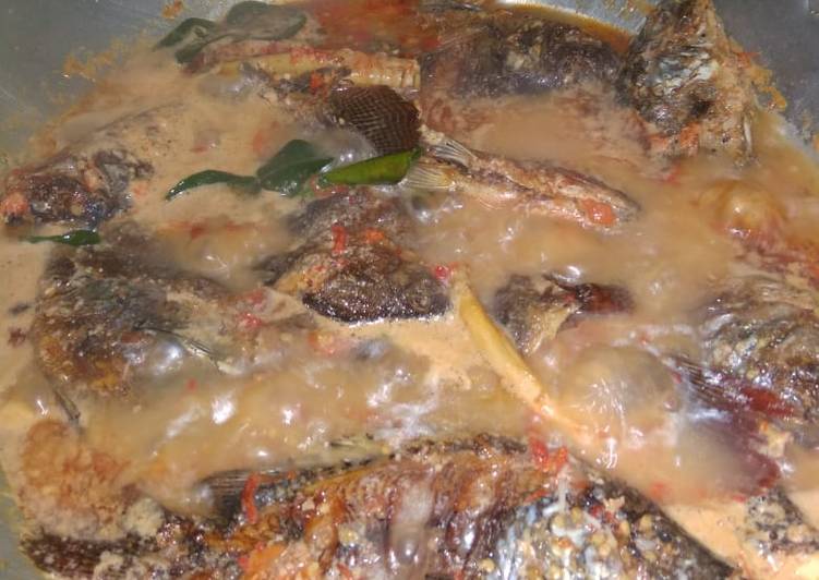 Resep Ikan Nila kuah santan bumbu rumah.an Anti Gagal