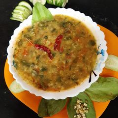 A picture of Healthy Spinach Daal.