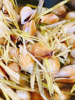Hình của món Ốc nhảy hấp Thái.