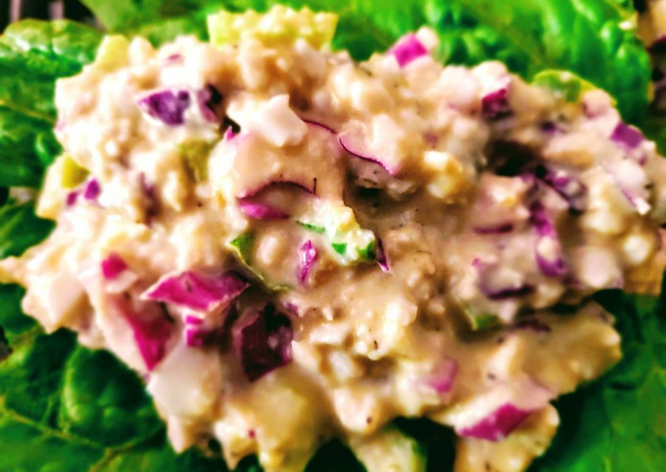 This creamy egg salad