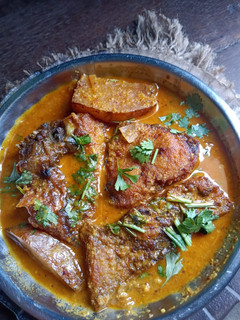 A picture of Dahi Macha Besara / Curd Fish curry in mustard paste.