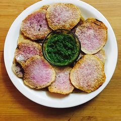 A picture of Fried purple yam.