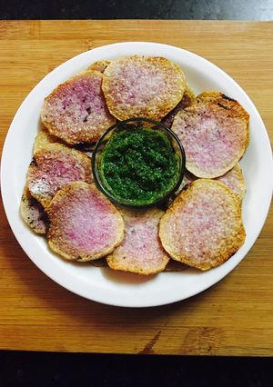 A picture of Fried purple yam.