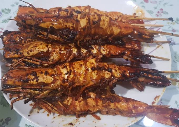 Udang bakar jimbaran dan sambal tomat