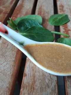 A picture of Sesame dressing.