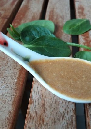 A picture of Sesame dressing.