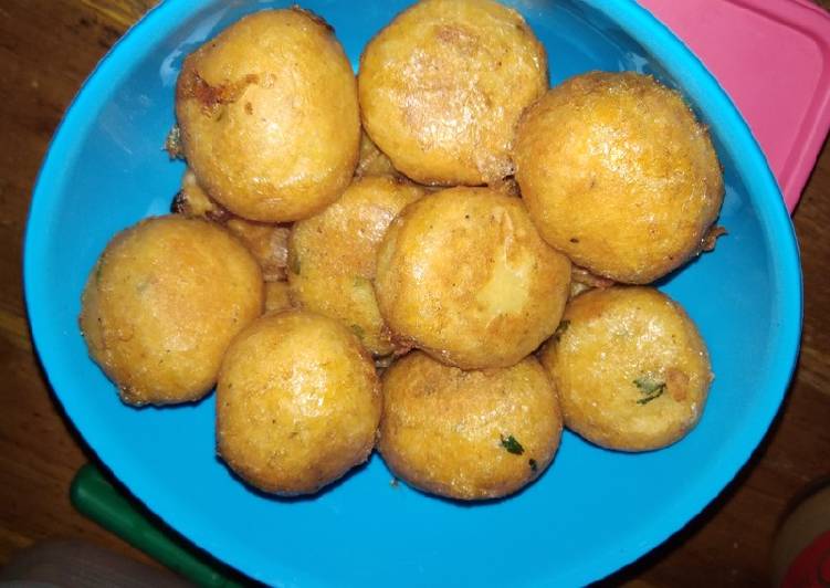 Cara Membuat Perkedel kentang bumbu kari yang Enak