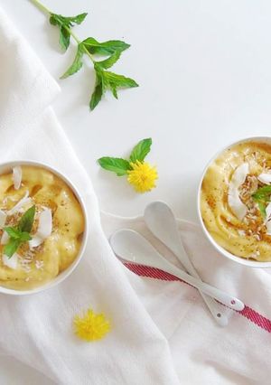 O poză a rețetei Înghețată de mango.