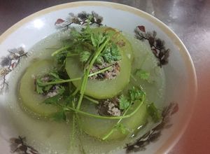 Hình của món Canh bí đao nhồi thịt.