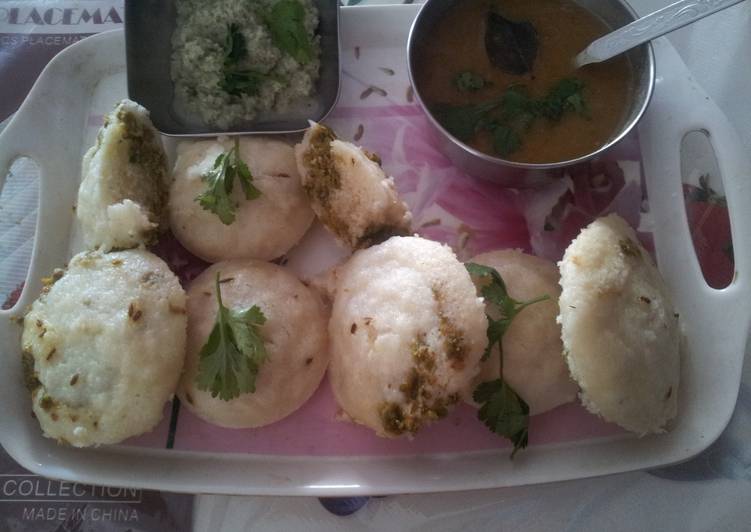 Steps to Make Ultimate Suji peas stuffed idli