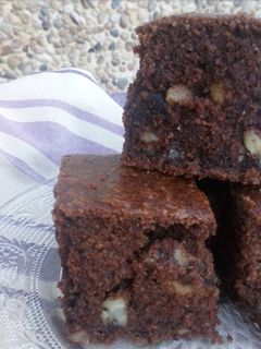 Una foto de Bizcocho de chocolate y nueces