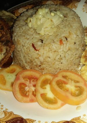 Foto resep Nasgor simple & Kerupuk terong