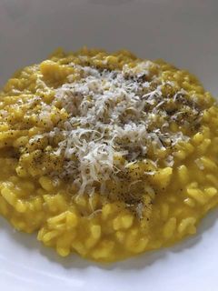 Una foto de Risotto de hinojo y azafrán saludable