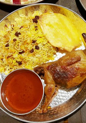 عکسی از دستور بریانی پلو با بلدرچین شکمپر