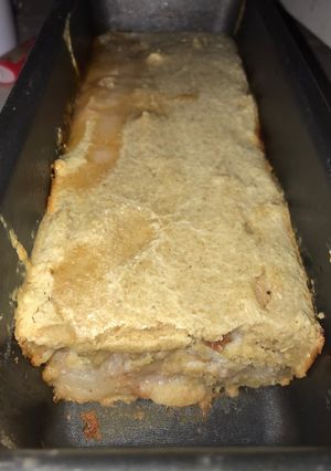 Una foto de Budín relleno de Peras y Manzana sano