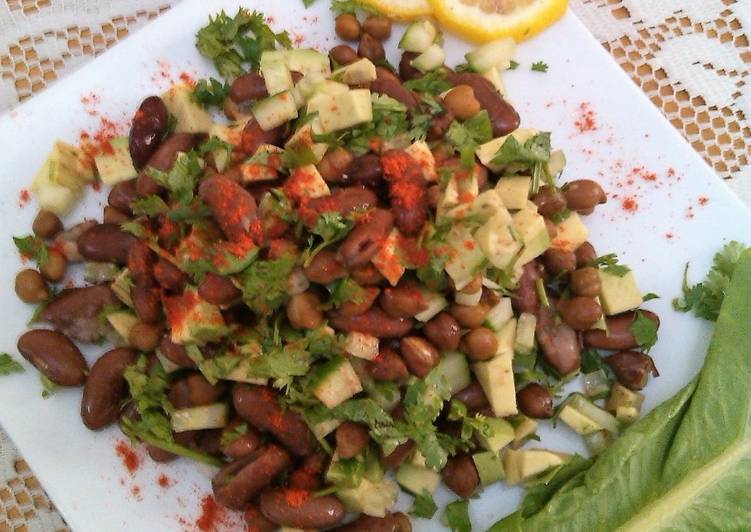 Rajma &amp; Chana Salad with Avocado