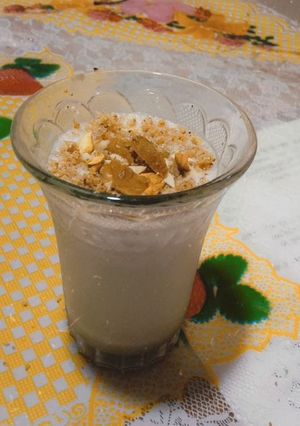 A picture of Dry fruit milkshake.