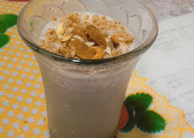 Dry fruit milkshake