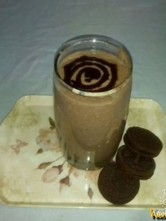 ओरियो शेक (Oreo shake recipe in Hindi) रेसिपी मुख्य फोटो