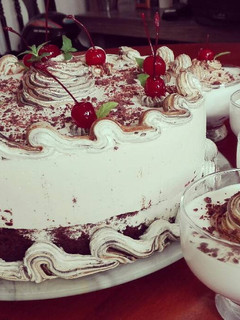 Una foto de Torta Locura de Verano | Mousse de Guanábana 😵