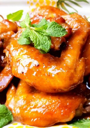 Hình của món Cánh gà sốt cam.