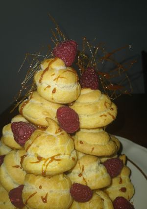 Una foto de Masa choux - Croquembouche