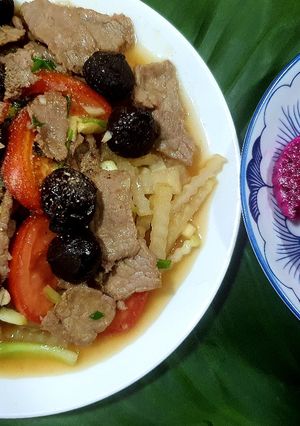 Hình của món Thịt bò tỏi đen.