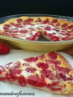 Una foto de Clafoutis de frambuesas