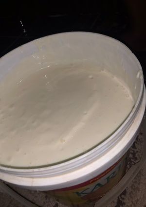 A picture of Homemade mayonnaise.
