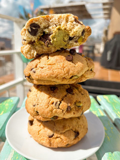 A picture of Cookies de pistacho y Nutella.