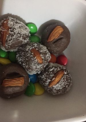 A picture of Milky Chocolaty Laddoo.