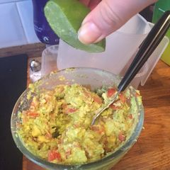 Fresh and zingy guacamole A picture of Fresh and zingy guacamole.