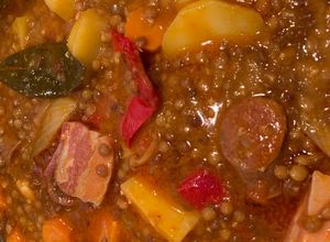Foto principal de Lentejas con tocino y chorizo