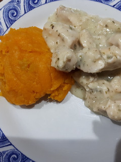 Una foto de Pollo a la crema de mostaza muy rápido y fácil