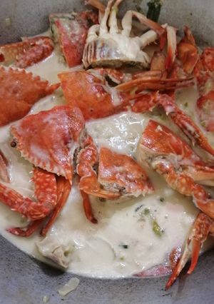 A picture of Creamy Crab.