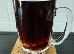 Gambar Ginger Coke – Boiled coke with ginger – Simple cold remedy – Hot drink with Coke
