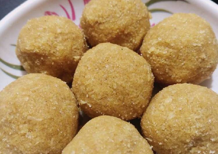 Besan ke laddoo